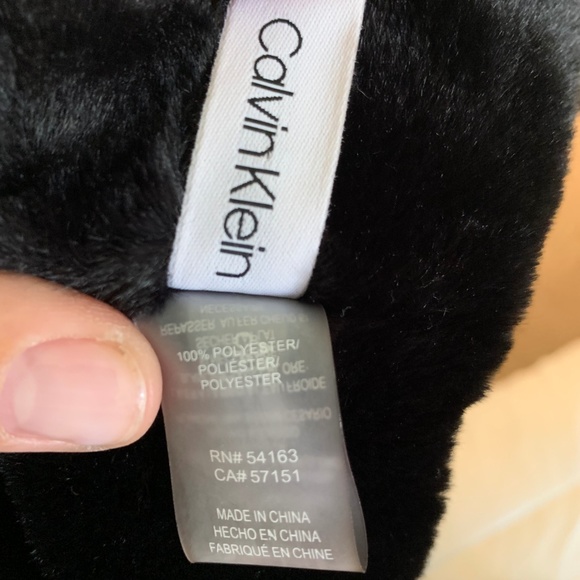 Infinity Scarf - Picture 3 of 3